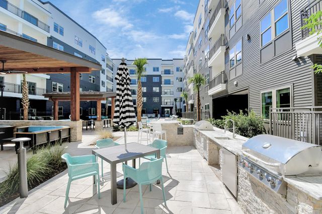 1617 Enid Street 449, Houston, TX 77009