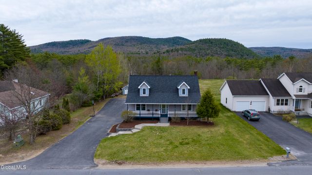 93 3rd Avenue, Hadley, NY 12835