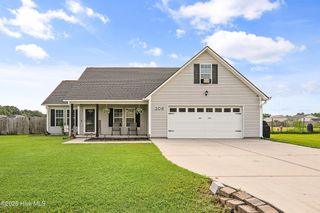 306 Caleb Court, Beulaville, NC 28518