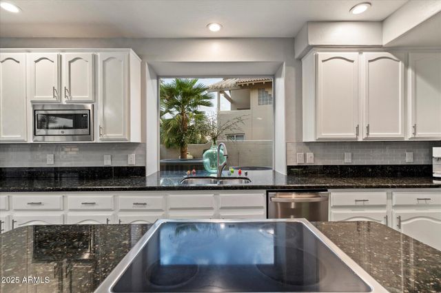 21659 N 58TH Avenue, Glendale, AZ 85308