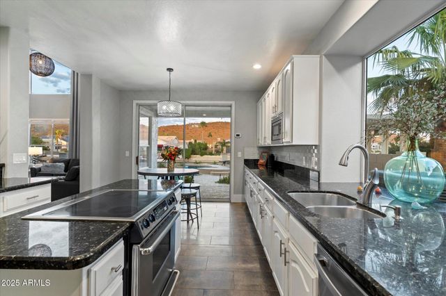 21659 N 58TH Avenue, Glendale, AZ 85308