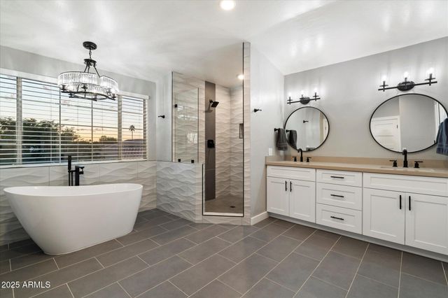 21659 N 58TH Avenue, Glendale, AZ 85308