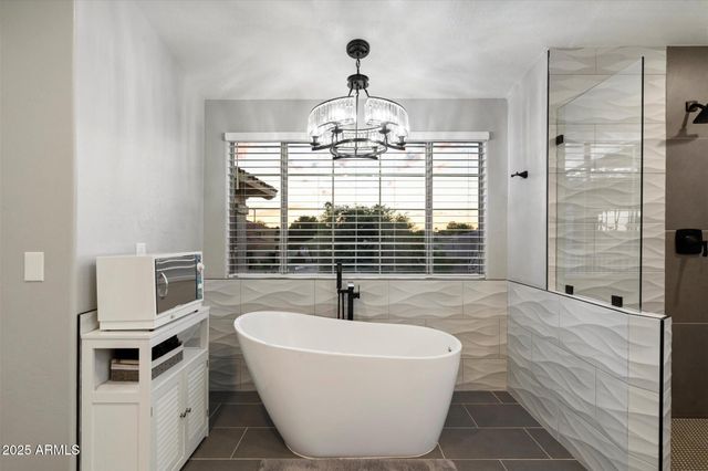 21659 N 58TH Avenue, Glendale, AZ 85308