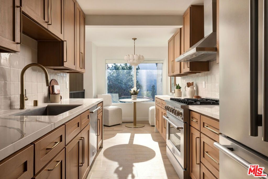 1698 Palisades Drive, Pacific Palisades, CA 90272 — photo 5