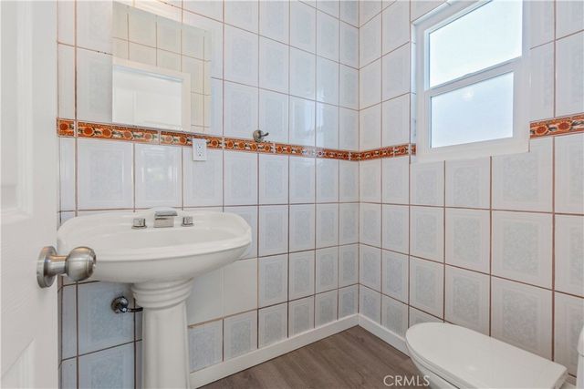 1087 253rd Street, Harbor City, CA 90710