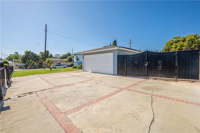 1087 253rd Street, Harbor City, CA 90710