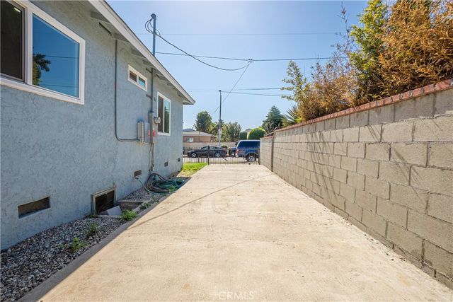 1087 253rd Street, Harbor City, CA 90710