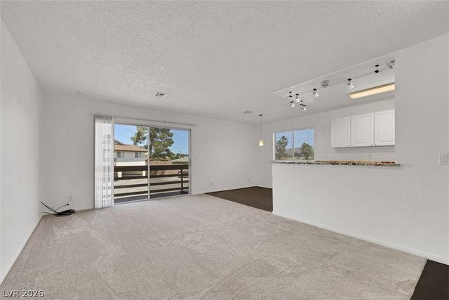 2373 Wooster Circle D, Las Vegas, NV 89108