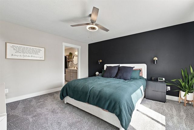 1623 Bobcat Drive NW, Cedar Rapids, IA 52405
