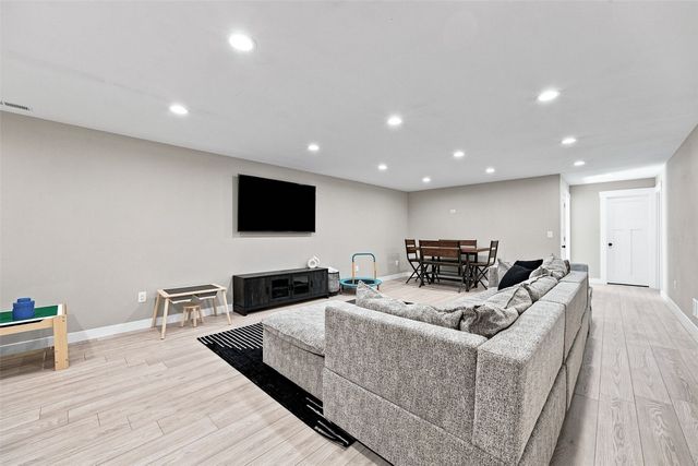 1623 Bobcat Drive NW, Cedar Rapids, IA 52405