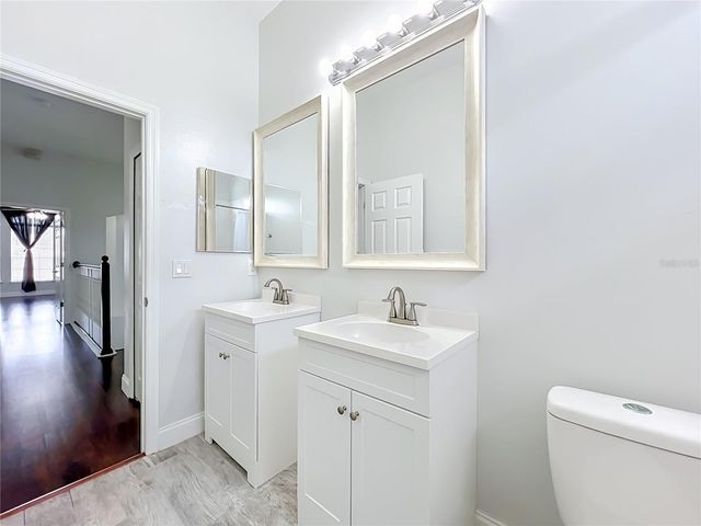 1242 DARNABY WAY, Orlando, FL 32824