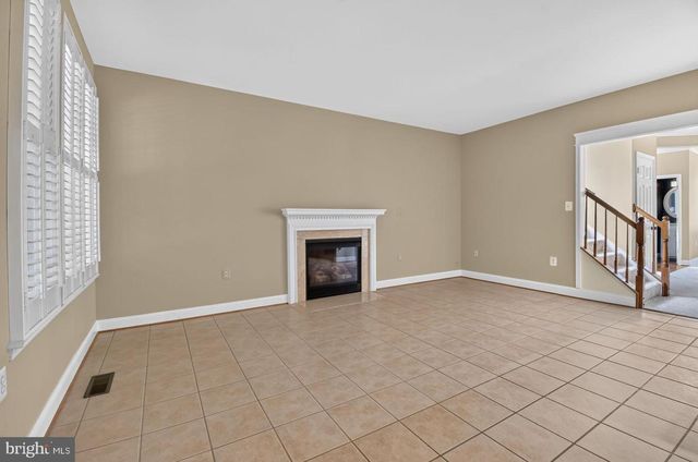 660 BURNSIDE TER SE, Leesburg, VA 20175