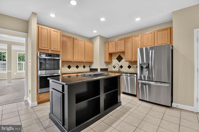 660 BURNSIDE TER SE, Leesburg, VA 20175