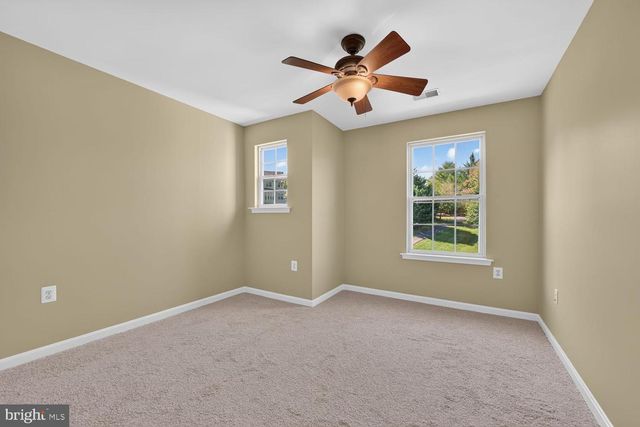 660 BURNSIDE TER SE, Leesburg, VA 20175
