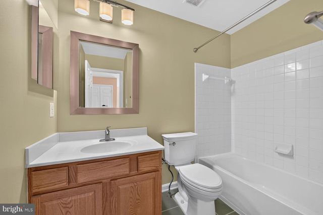 660 BURNSIDE TER SE, Leesburg, VA 20175