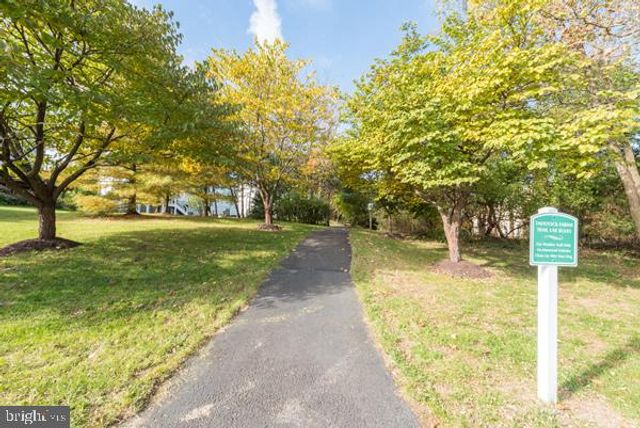 660 BURNSIDE TER SE, Leesburg, VA 20175