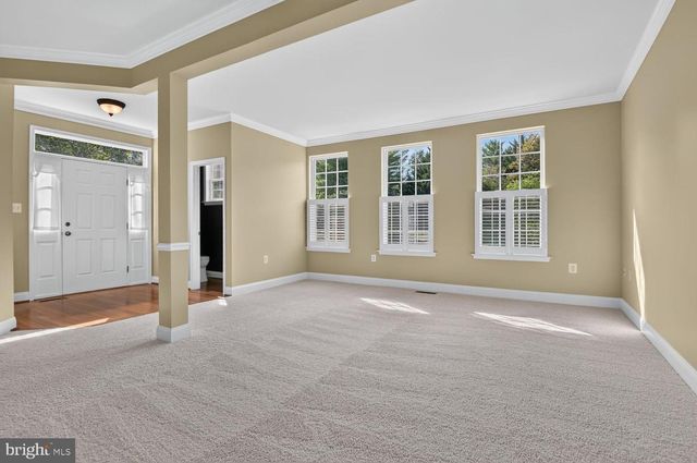 660 BURNSIDE TER SE, Leesburg, VA 20175