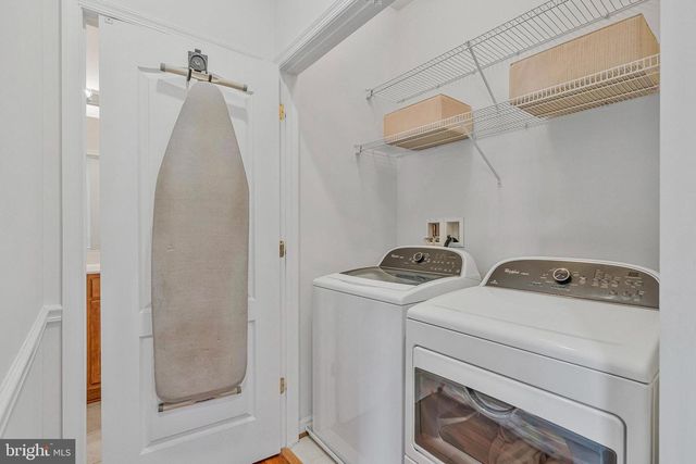 22070 AVONWORTH SQ, Broadlands, VA 20148