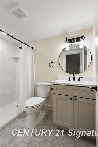 5825 Sibley Road, Chelsea, MI 48118