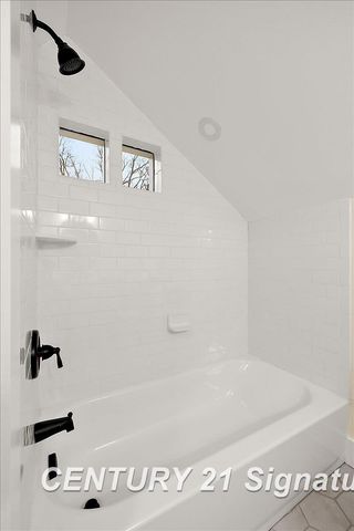 5825 Sibley Road, Chelsea, MI 48118