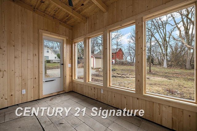 5825 Sibley Road, Chelsea, MI 48118