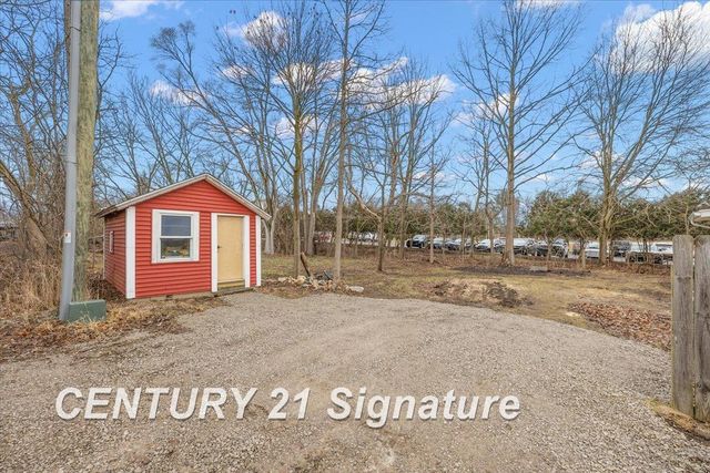 5825 Sibley Road, Chelsea, MI 48118