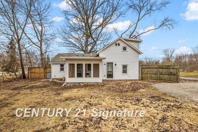 5825 Sibley Road, Chelsea, MI 48118