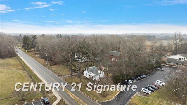 5825 Sibley Road, Chelsea, MI 48118