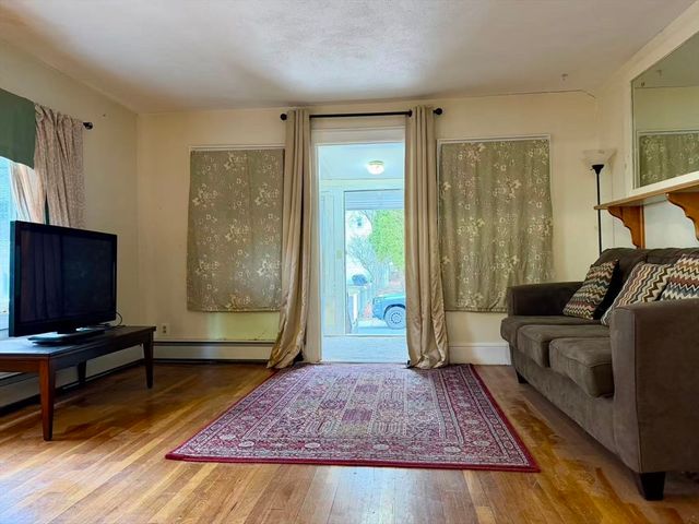 24 Arden St 24, Boston, MA 02134