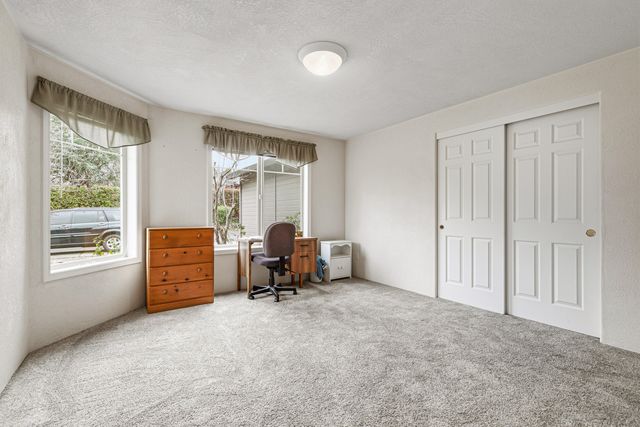 1620 Edgevale Avenue, Medford, OR 97504