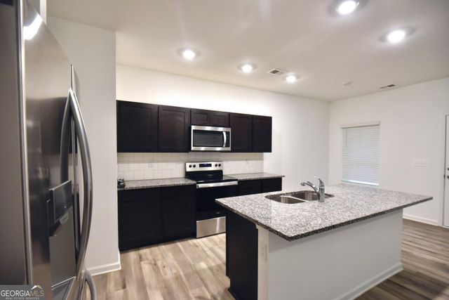 1349 Cooper Springs Road, Grayson, GA 30017
