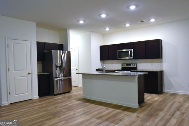 1349 Cooper Springs Road, Grayson, GA 30017