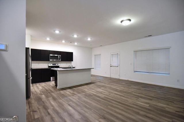 1349 Cooper Springs Road, Grayson, GA 30017