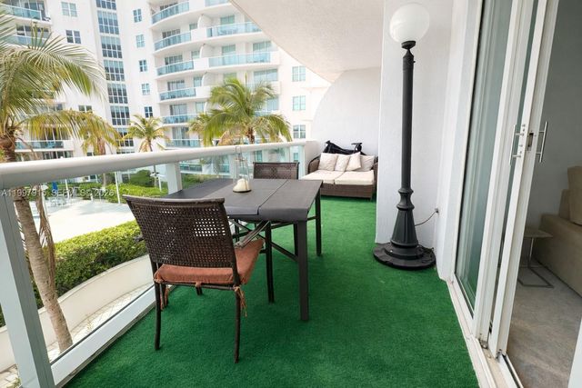 7900 Harbor Island Drive 706, North Bay Village, FL 33141