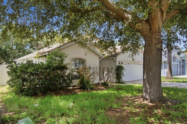 2255 MERRY ROAD, Tavares, FL 32778