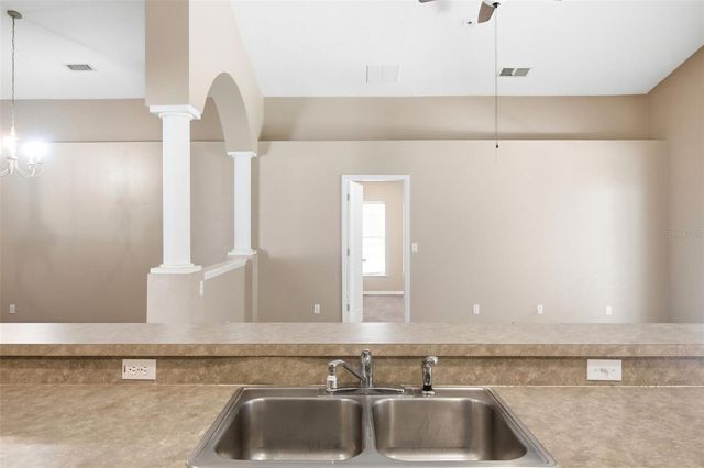 2255 MERRY ROAD, Tavares, FL 32778
