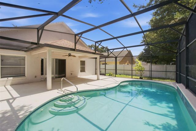 2255 MERRY ROAD, Tavares, FL 32778