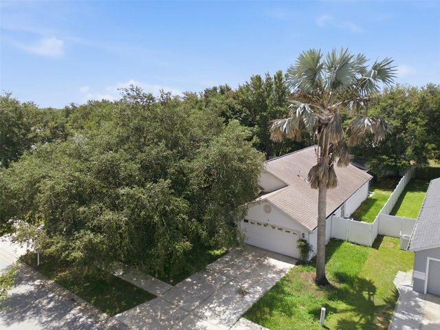 2255 MERRY ROAD, Tavares, FL 32778