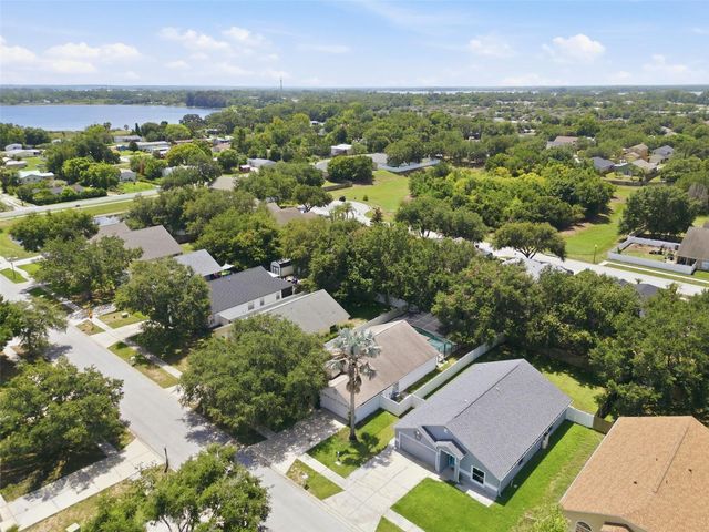 2255 MERRY ROAD, Tavares, FL 32778