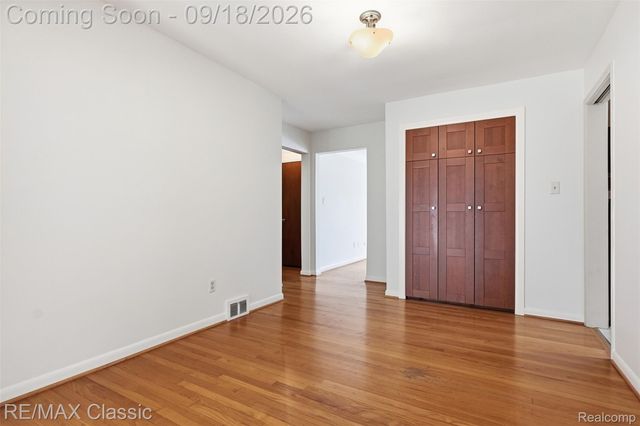 34500 Grandon Street, Livonia, MI 48150