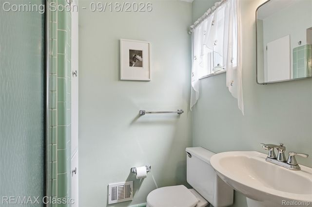 34500 Grandon Street, Livonia, MI 48150