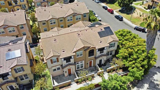 739 Mariposa, National City, CA 91950