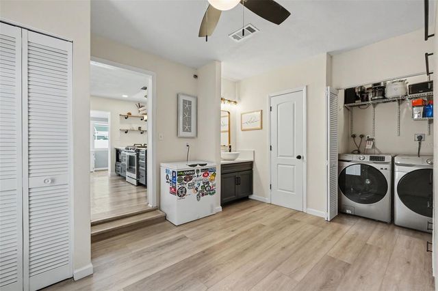 2061 FAIR OAK DRIVE, Clearwater, FL 33763