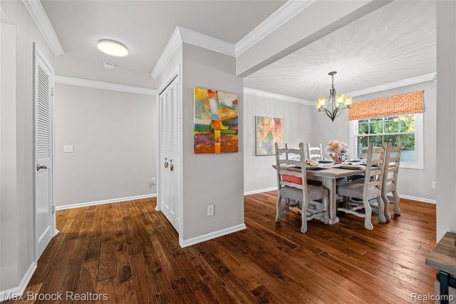 229 Barden Road, Bloomfield Hills, MI 48304