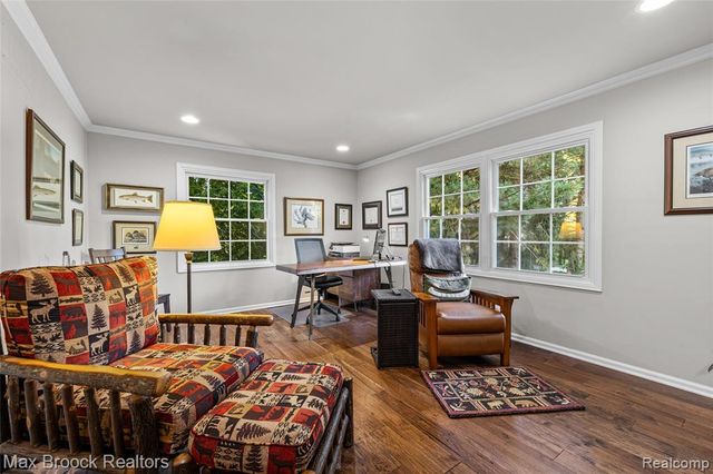 229 Barden Road, Bloomfield Hills, MI 48304