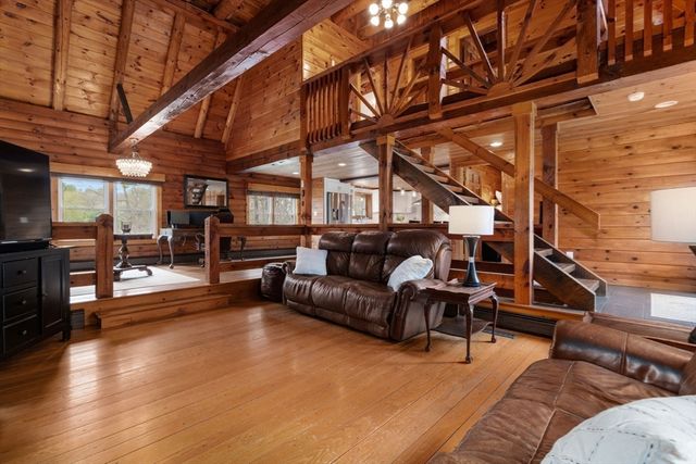 273 Lake St, Bellingham, MA 02019