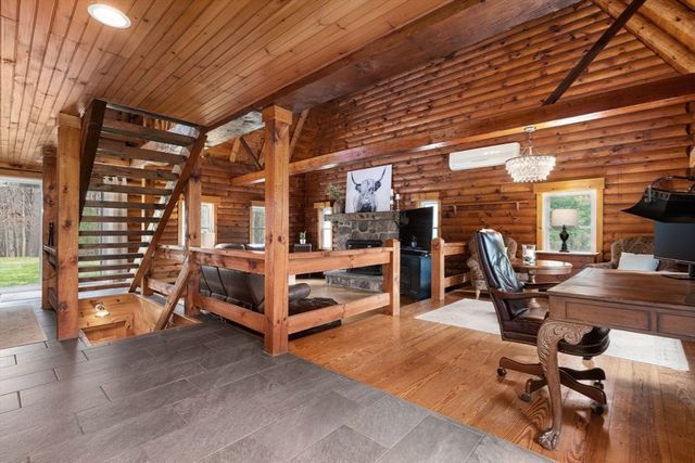 273 Lake St, Bellingham, MA 02019