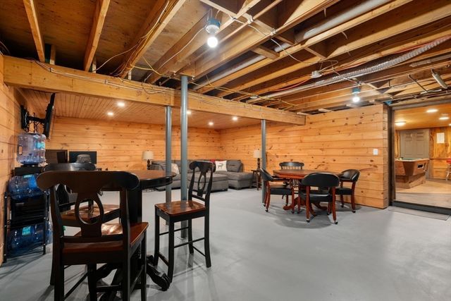 273 Lake St, Bellingham, MA 02019