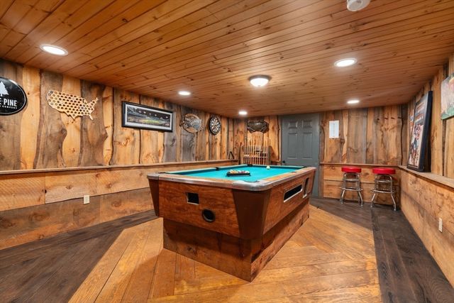 273 Lake St, Bellingham, MA 02019