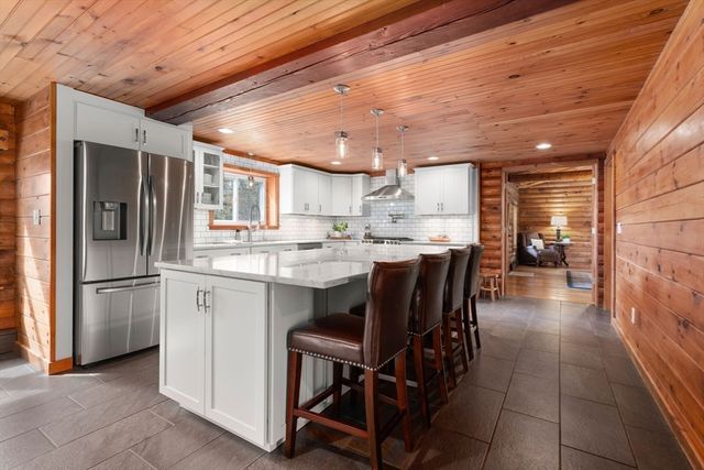 273 Lake St, Bellingham, MA 02019